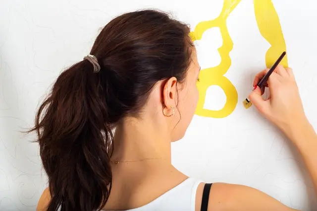 10 Idee Fai Da Te per Personalizzare il Tuo Spazio