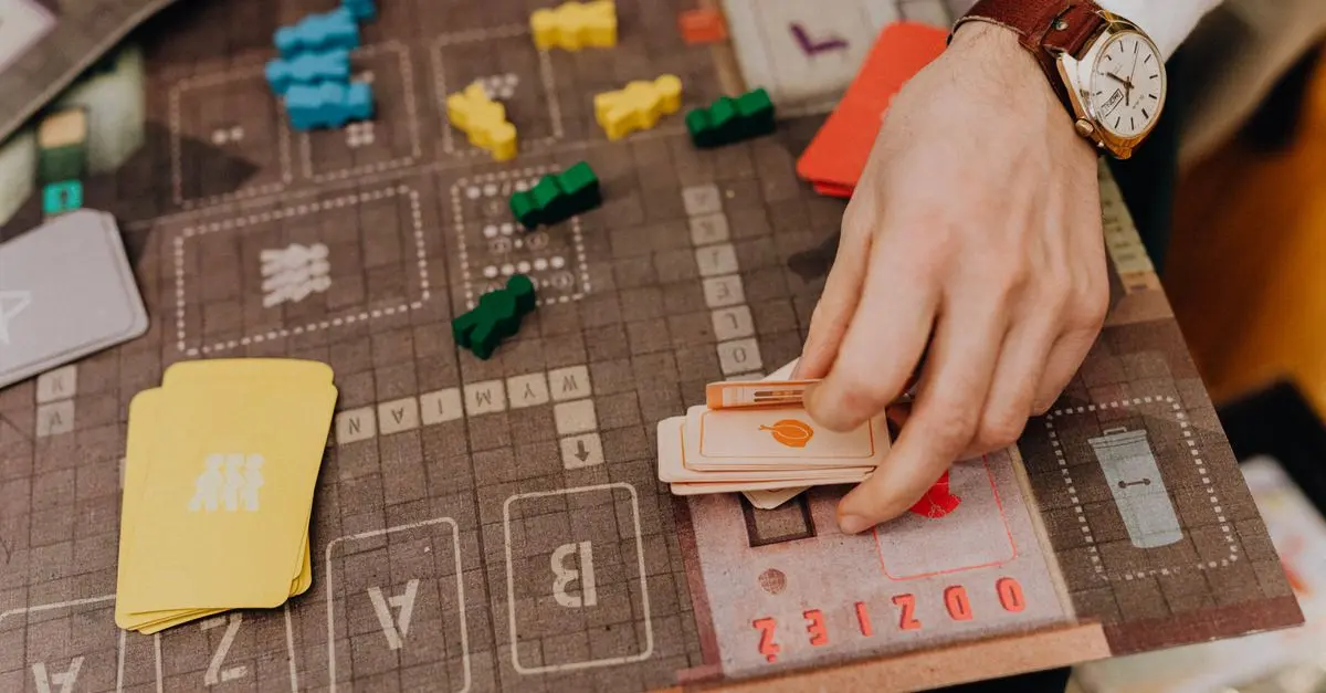 Come Creare un Gioco da Tavolo Fai Da Te: Guida Completa